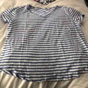 Vineyard Vines striped t shirt